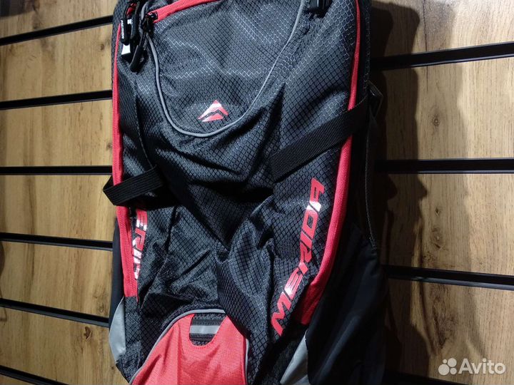 Рюкзак Merida Fifteen 2 Black/Red 15L
