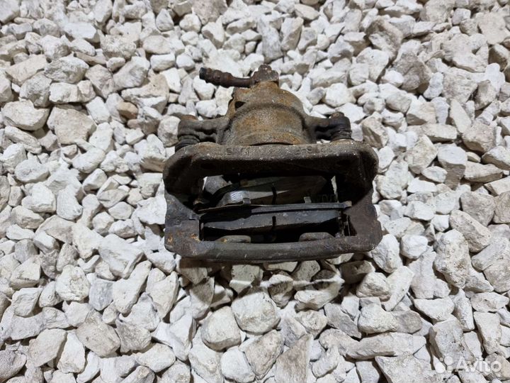 Суппорт передний Мерива