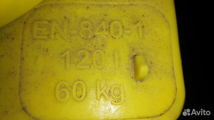 Контейнер пластиковый бак для мусора