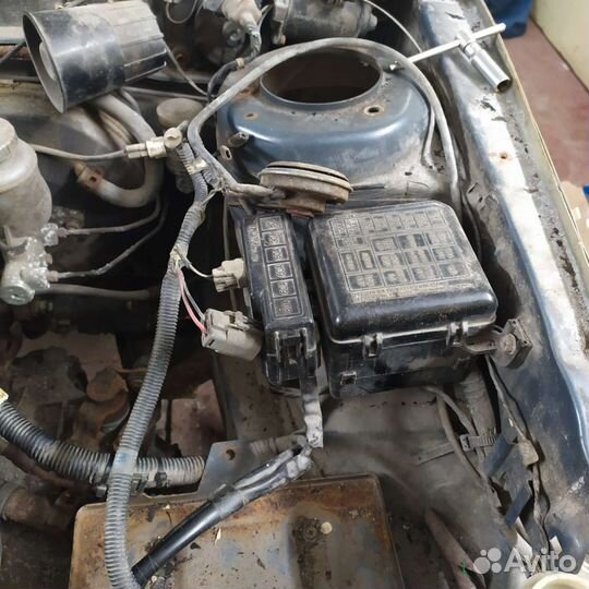 Suzuki esteem элпроводка моторн отсека с блок 1.8