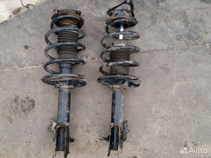 Стойки передние, задние Nissan almera n16