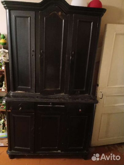 Старинный буфет