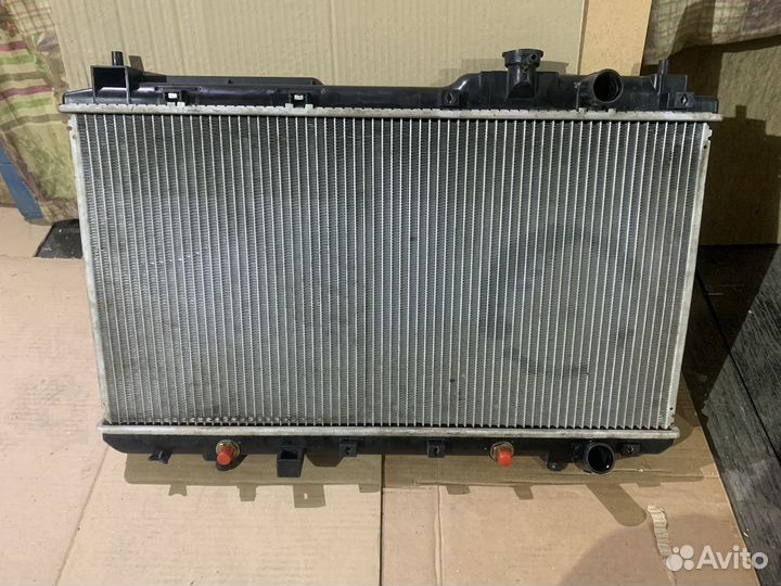 Радиатор honda cr v rd1