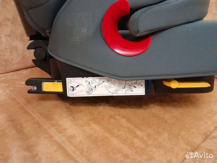 Автомобильное детское кресло от 9 до 36 кг