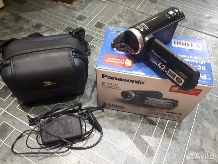 Видиокамера Panasonic hc-v1000