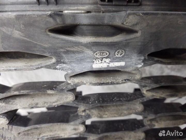 Решетка радиатора Kia Cerato 3 Restail