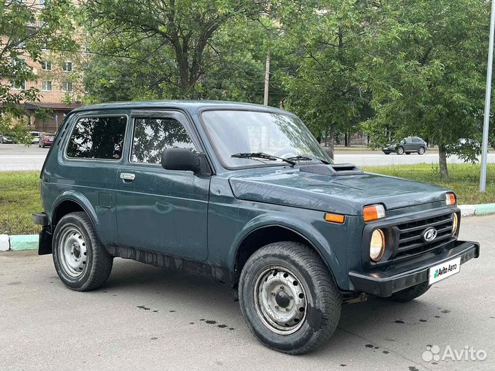 LADA 4x4 (Нива) 1.7 МТ, 2004, 141 000 км