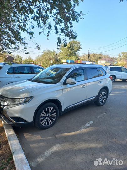 Mitsubishi Outlander 2.0 CVT, 2019, 244 000 км