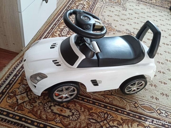 Машинка-каталка