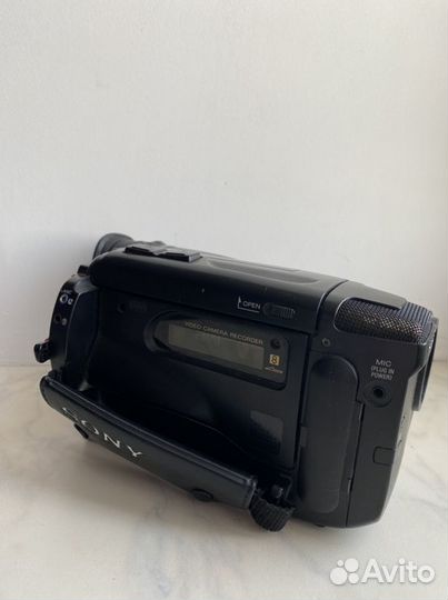 Видеокамера sony handycam