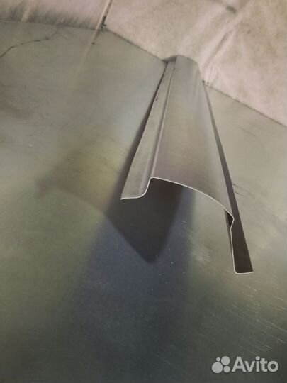 Ремонтные пороги на KioRio 1