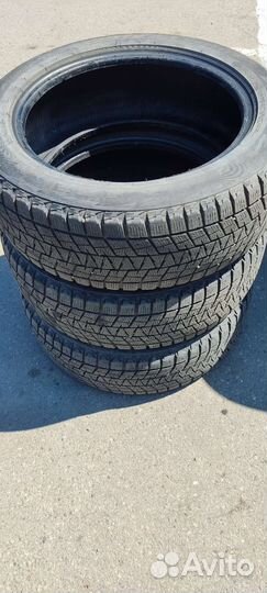 Bridgestone Blizzak DM-V1 225/55 R18