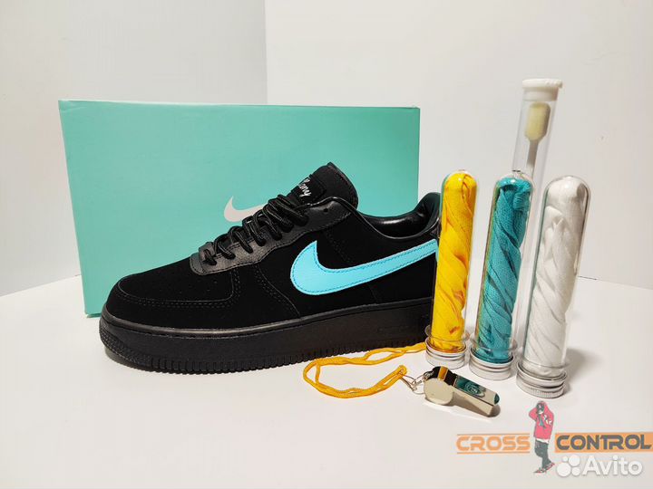 Кроссовки женские Nike Air Force Tiffany