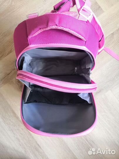 Рюкзак школьный для девочки 1-2 класс