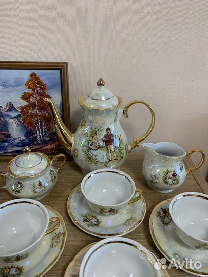 Чайный сервиз и чайные чашки лфз