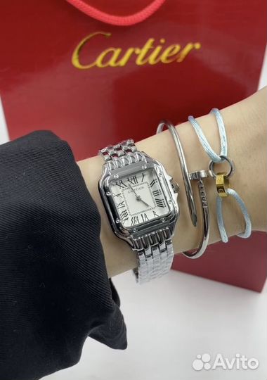 Бюджетные часы женские в стиле cartier