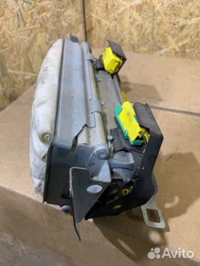 Подушка безопасности пассажира Volkswagen Touareg