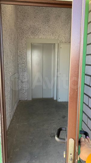 Машиноместо, 14 м²