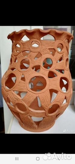 Глиняная ваза