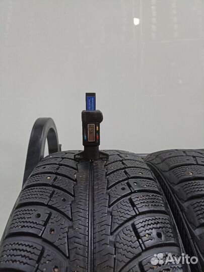 Gislaved Nord Frost 5 215/55 R16