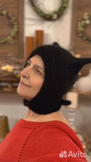 Шапка женская вящаная Чепец с ушками