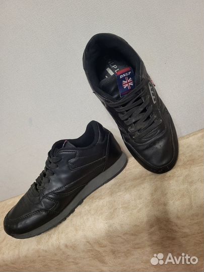 Кроссовки dnlp фирменные