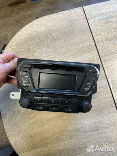 Штатная магнитола Kia Rio 3