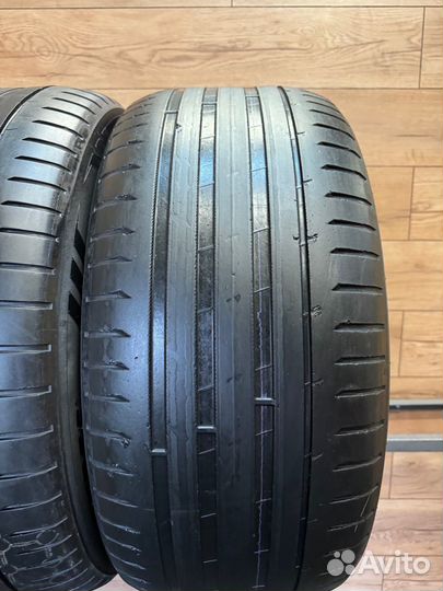 Nokian Tyres Hakka Black 2 SUV 275/50 R20