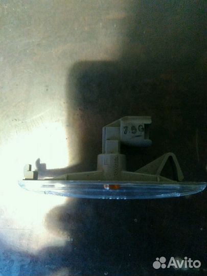 Поворотник на тойота камри V40,лексус GS,IS,Highla