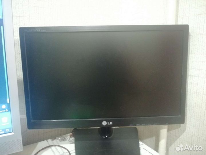 Монитор LG