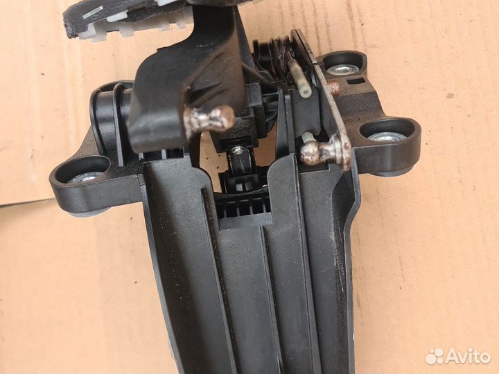 Опель Зафира в 16-1.8 рычаг переключения передач