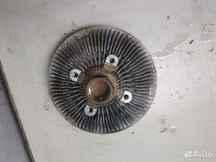 Муфта вентилятора Jeep Liberty, 2002