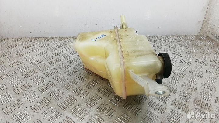 Бачок расширительный Toyota Verso