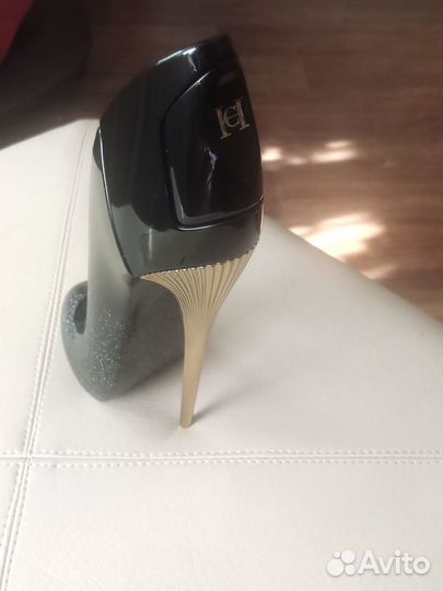 Carolina herrera good girl supreme. На доставке