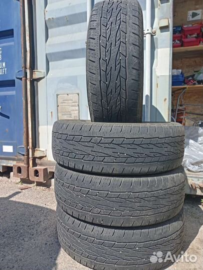 Continental ContiCrossContact LX2 215/65 R16 98