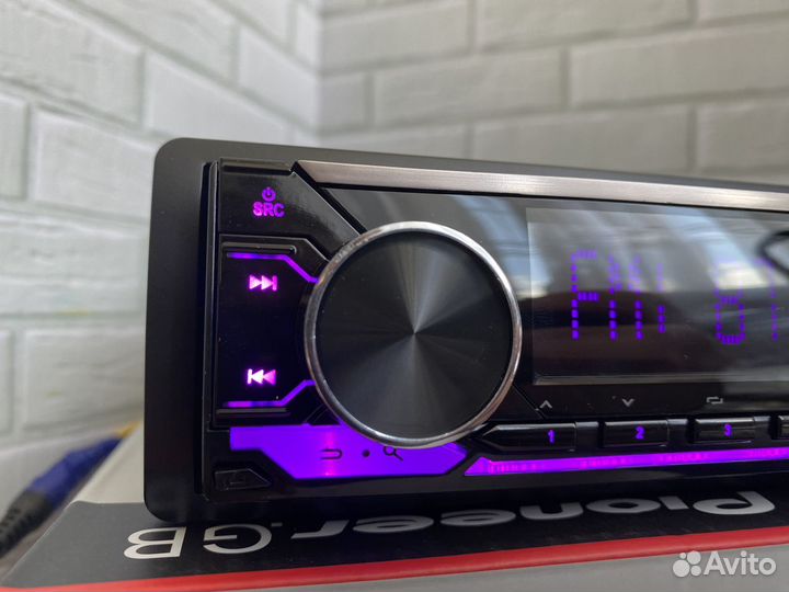 Магнитола Pioneer 1 din с bluetooth