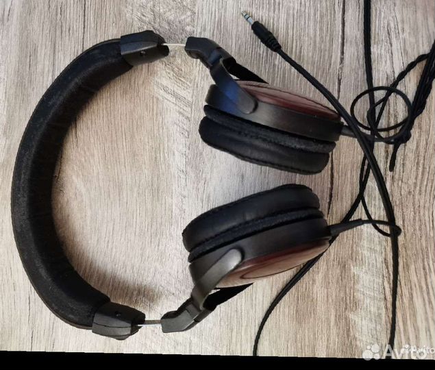 Наушники Audio-Technica ATH-ESW9