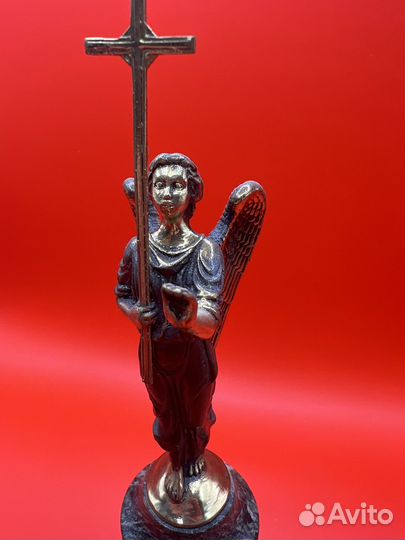 Статуэтка архангел на змеевике