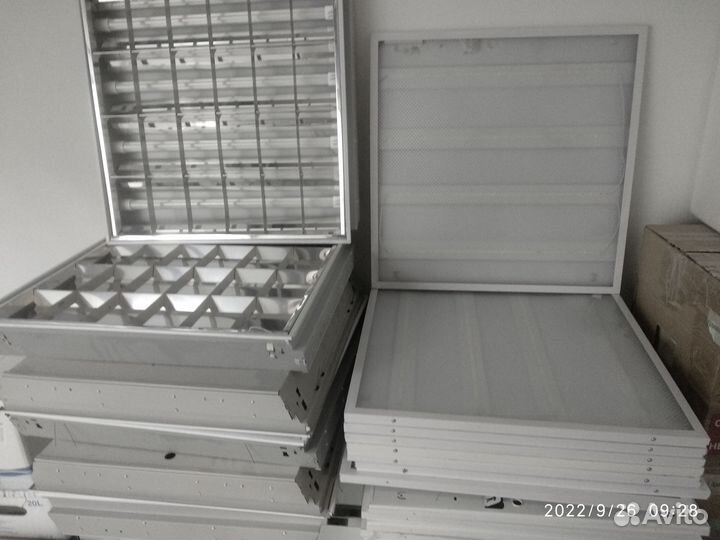 Б/У светильники диодные