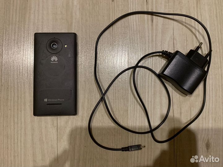 Телефон huawei Ascend W1