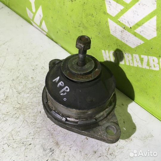 Опора двигателя Ауди 100 С4