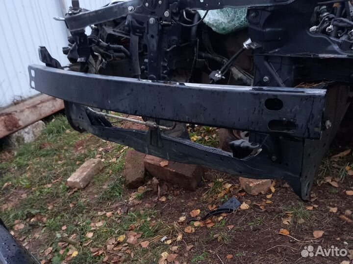 Усилитель переднего бампера almera classic