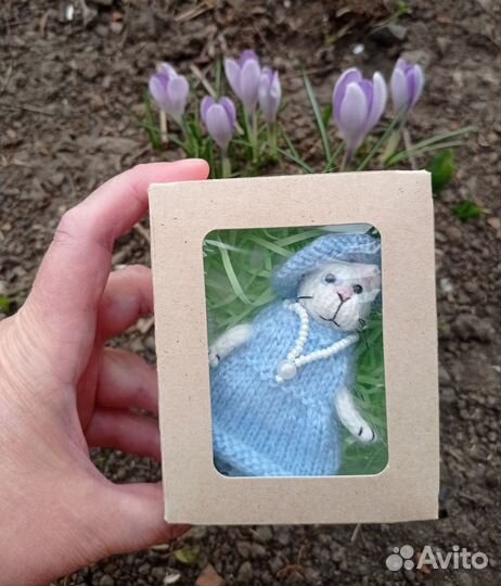 Игрушка вязаная брелок Кошка или Кот