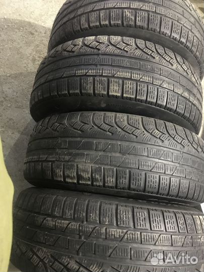 Pirelli Winter Sottozero 210 225/60 R17 99H