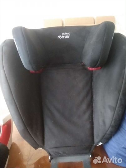 Автомобильное кресло с бустером