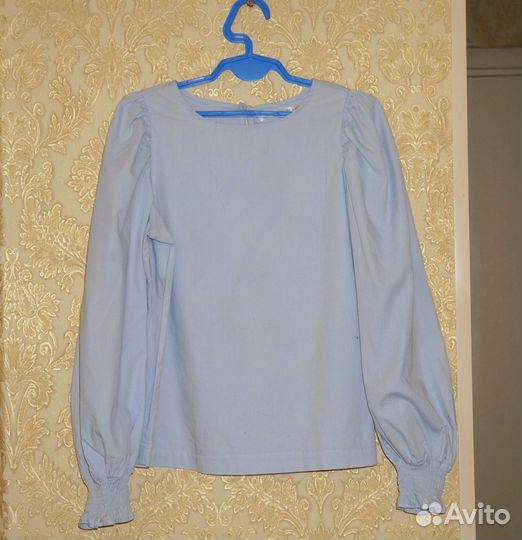 Блузки школьные, водолазки 134,140,146