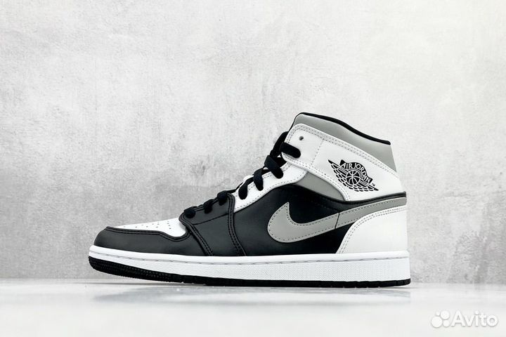 Кроссовки высокие nike air Jordan 1 mid 