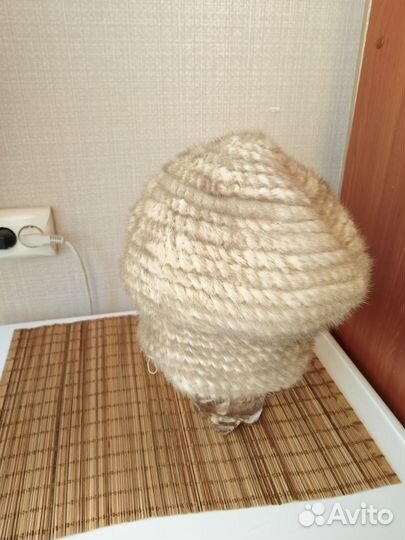 Берет женский норковый зимний