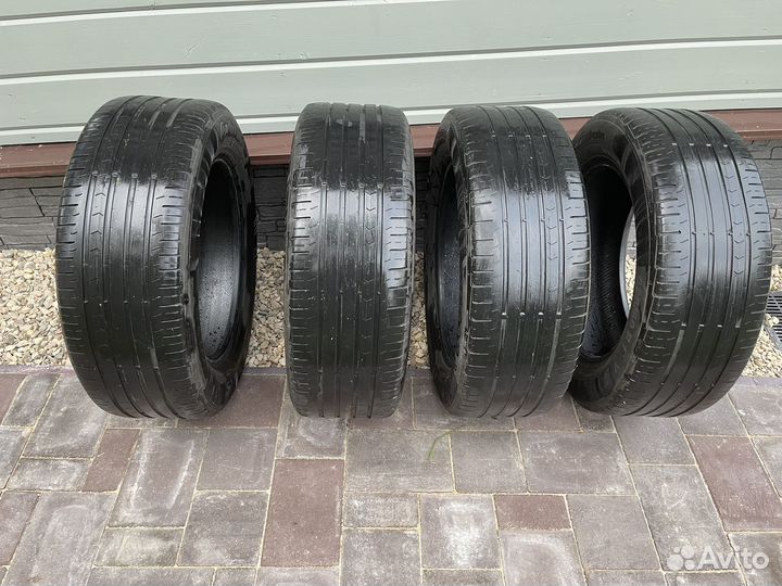 Continental ContiPremiumContact 5 225/60 R17 99V