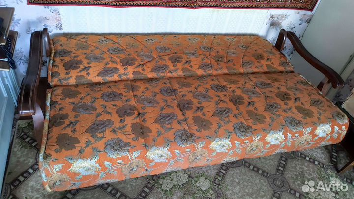 Диван и 2 кресла